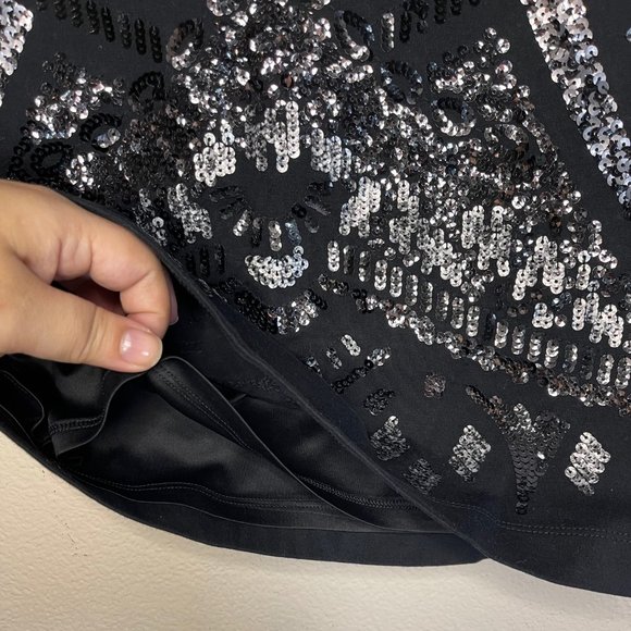 Express Black Silver Sequin Embellished Mini-Skirt XS - NEW - Picture 4 of 8